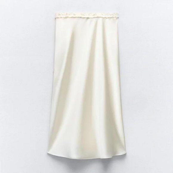 ZARA RUFFLED SATIN EFFECT SKIRT - Picture 2 of 5